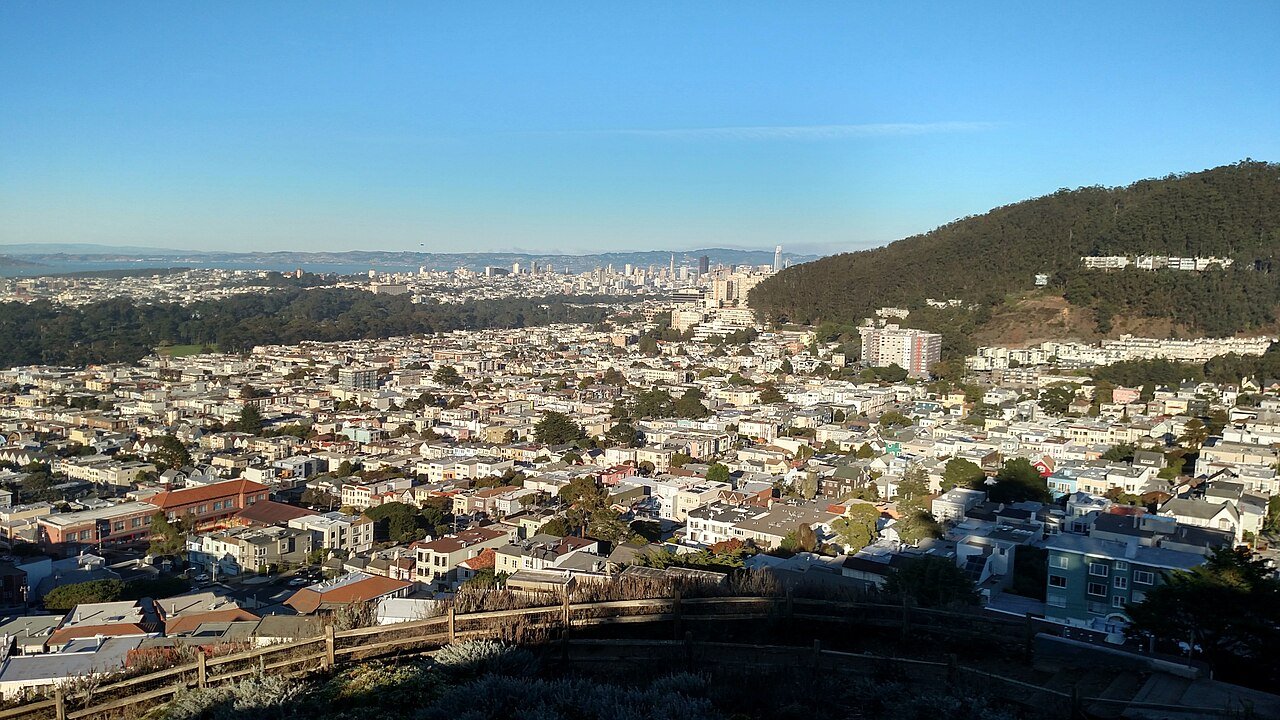 The Inner Sunset and Mount Sutro viewed from Grandview Park in October 2018